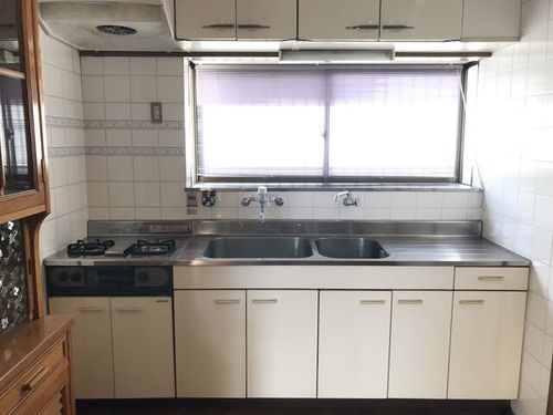 兵庫県姫路市土山6丁目(一戸建)の賃貸物件のキッチン