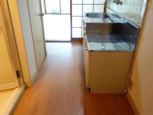 飛松ハイツ203のキッチン