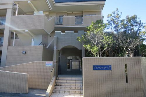 グランスクエア-J102の外観