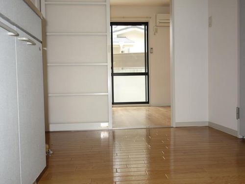 フレグランスUTA B棟の内装