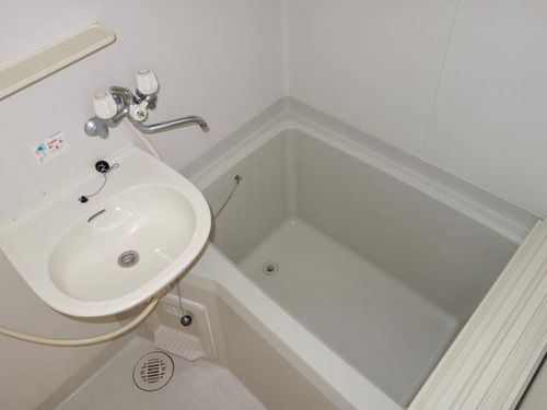 フレグランスUTA B棟の風呂