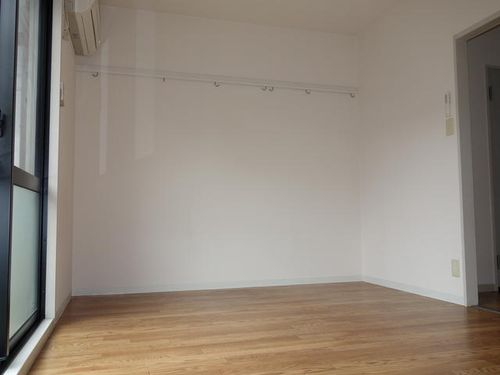 フレグランスUTA B棟の内装