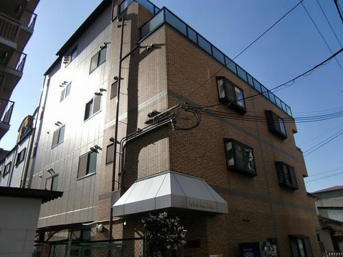 ラ・プティメゾンの外観