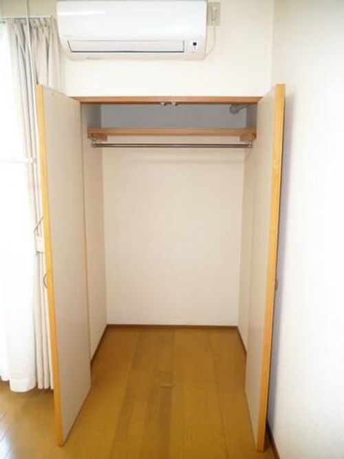 プラージュ浜田町201の内装