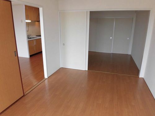 明石土山駅前スカイハイツの居間