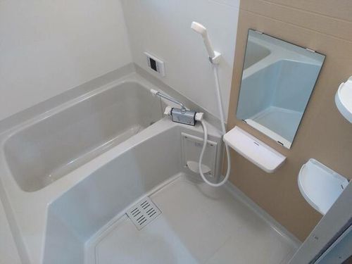 ガレージハウス中島Bの風呂