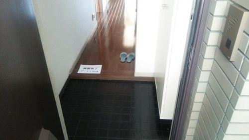 大阪府堺市西区上野芝町3丁(マンション)の賃貸物件の玄関