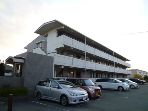 大阪府箕面市新稲7丁目(マンション)の賃貸物件の外観