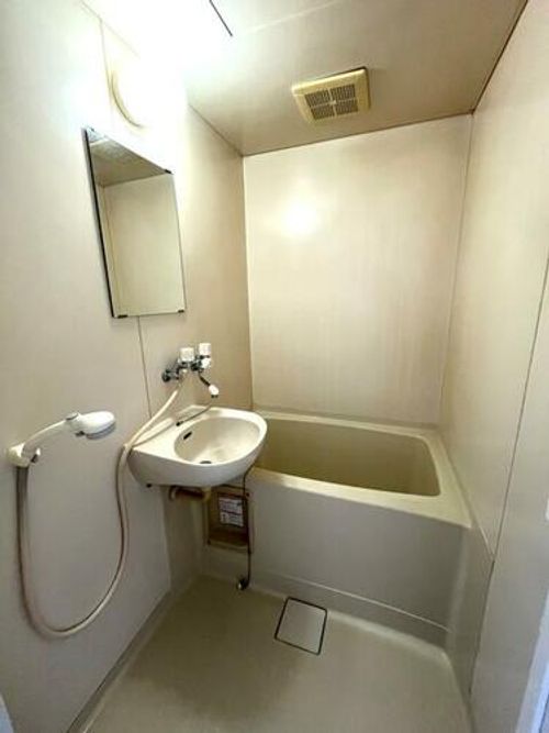 条件変更しました(駅歩1分)星ヶ丘マンションの風呂