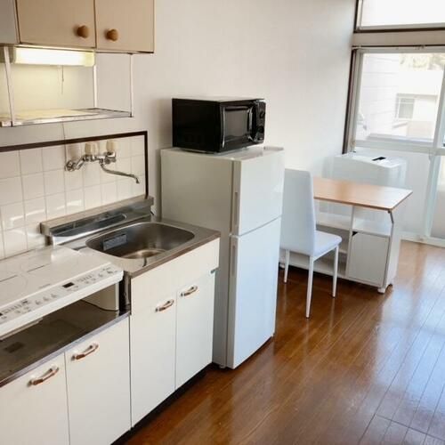 フローラルハイムⅡ106のキッチン