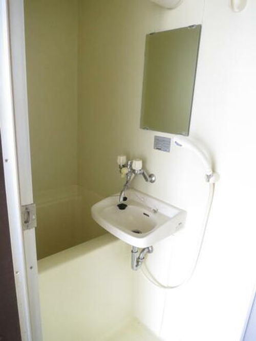 フローラルハイムⅡ106の風呂