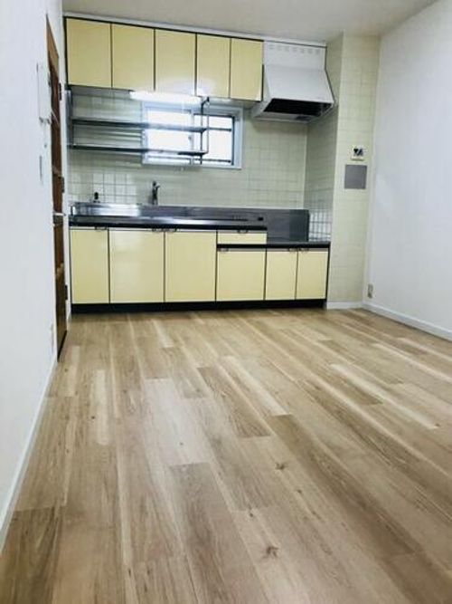 福岡県北九州市小倉南区下曽根2丁目(マンション)の賃貸物件の居間