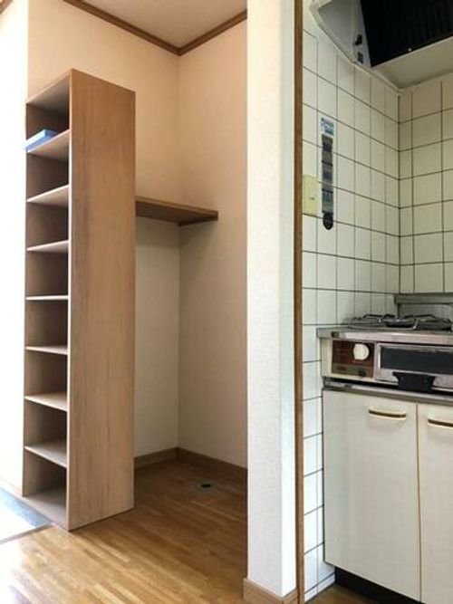 ハイツ奥田102の玄関