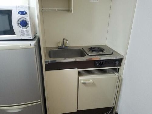 NADビル305のキッチン