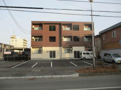 北海道帯広市西十六条南4丁目(アパート)の賃貸物件の外観