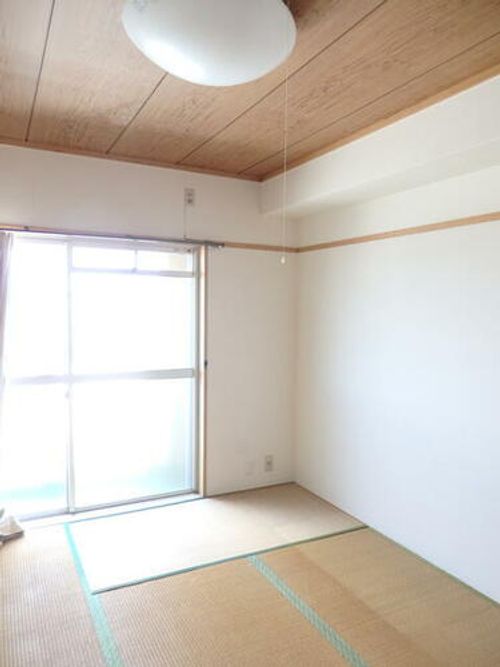 ピアシティ東和春日403の内装