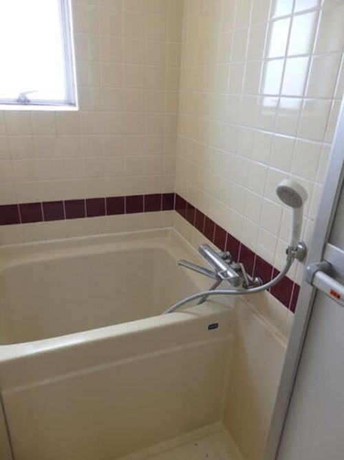 ピアシティ東和春日403の風呂