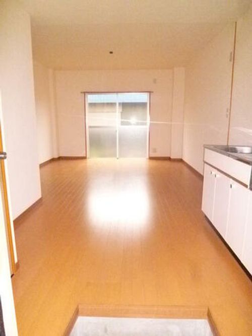 福岡県直方市大字植木(アパート)の賃貸物件の居間