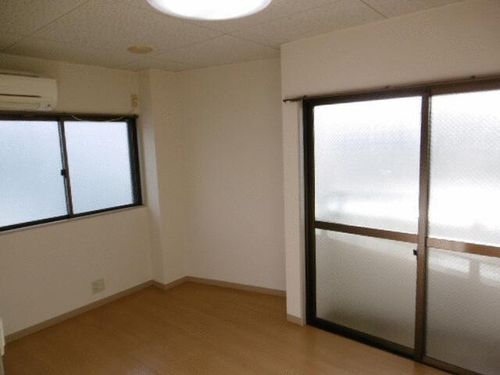 ニチエーマンションの内装