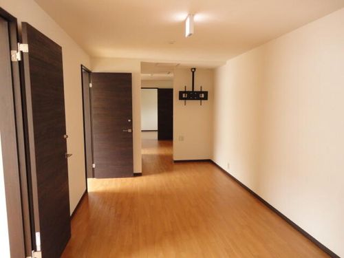 こだまのいえ若松の居間