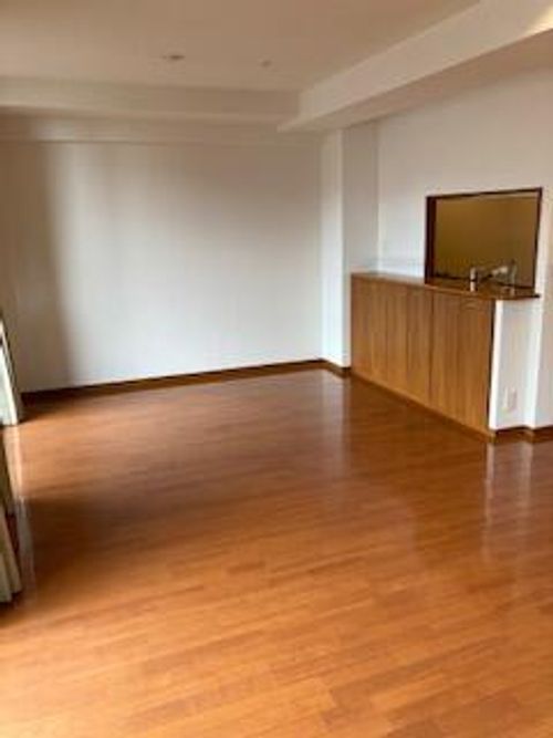 大阪府高槻市大畑町(マンション)の賃貸物件の居間