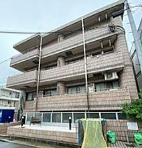 レガリア園田の外観