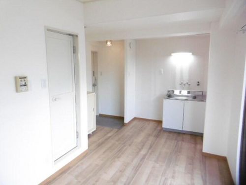 マンションエイトの内装