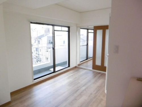 マンションエイトの内装