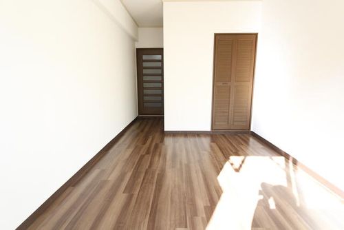 鷹の巣センチュリー21の居間