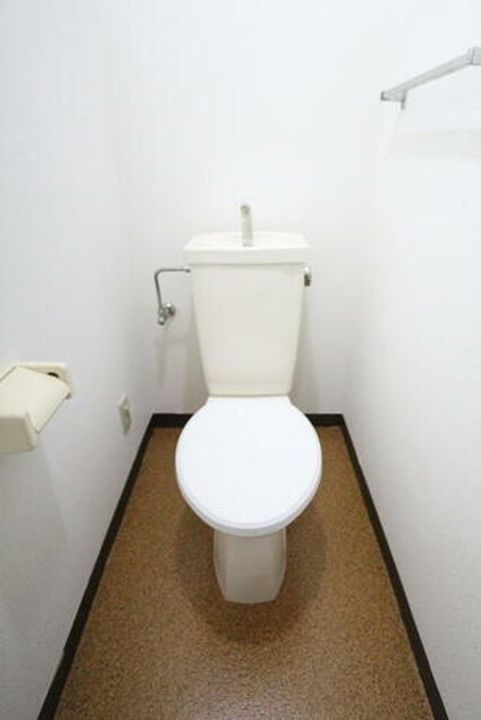 鷹の巣センチュリー21の内装