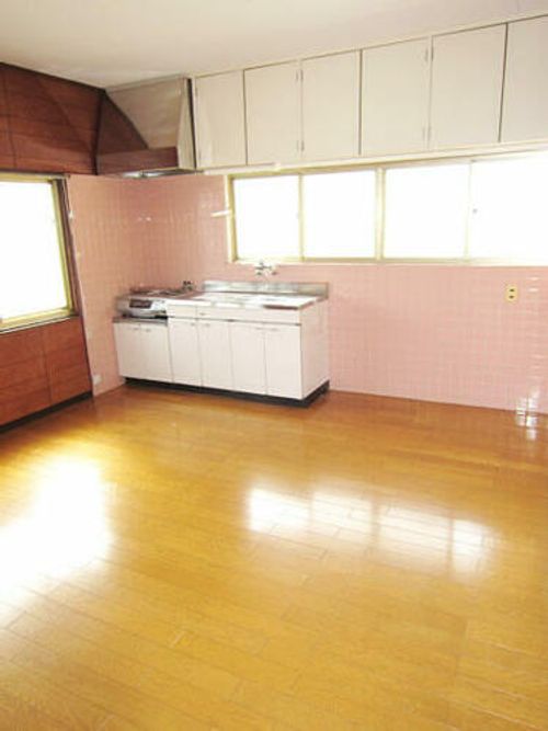 通町荻野ハイツA-2の居間