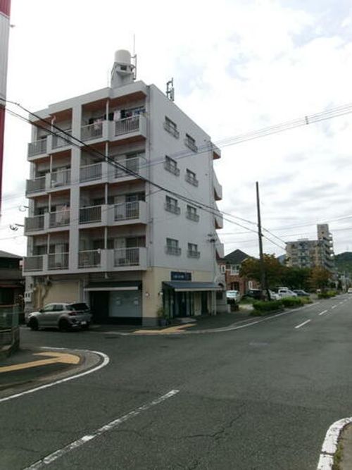 クラブハウス守恒の外観