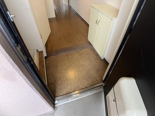 京都府舞鶴市倉梯町(マンション)の賃貸物件の玄関