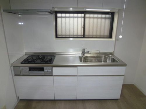 大阪府箕面市瀬川1丁目(マンション)の賃貸物件のキッチン