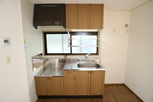 逆瀬台ハイツ102の内装