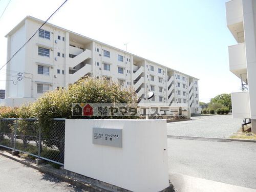 ビレッジハウス三橋1-105の外観
