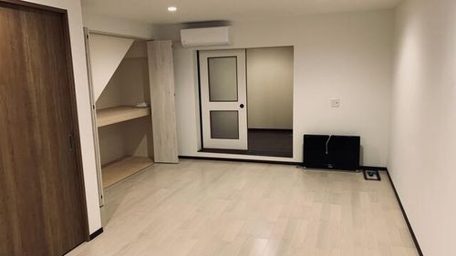 京都府京都市下京区西洞院通六条下る西側町(一戸建)の賃貸物件の居間