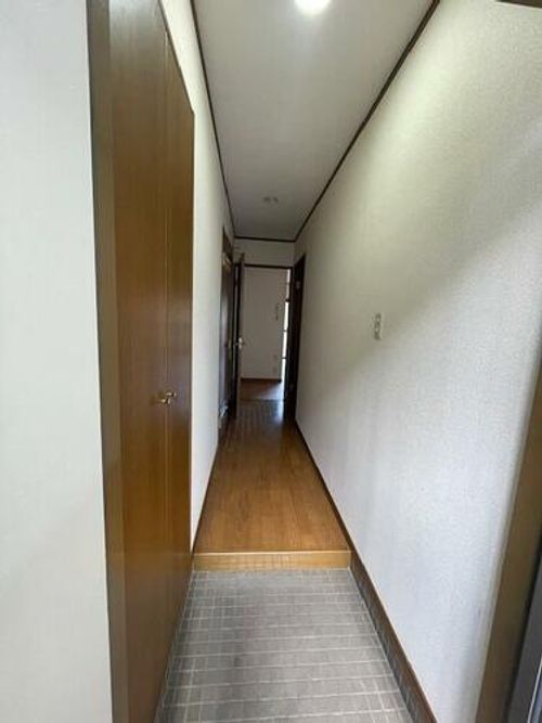 福岡県北九州市小倉南区東水町(マンション)の賃貸物件の玄関