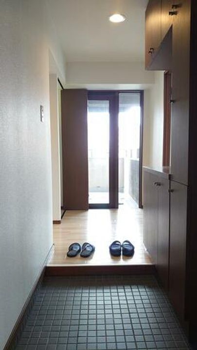 パレス小倉の玄関