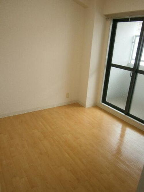 YOSHIDA  BILDの内装