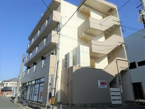 プライムハイツの外観