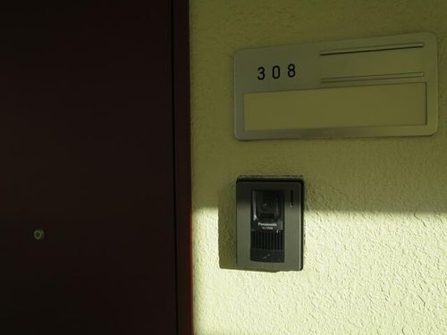 ハイツしらかば308の玄関
