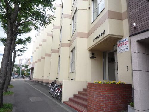 ハイツしらかば308の外観