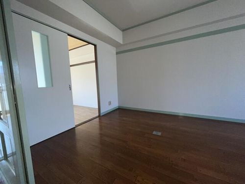 メゾンうがしまⅠの居間