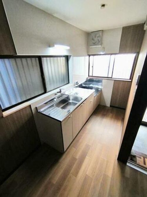 大阪府大阪市平野区背戸口2丁目(一戸建)の賃貸物件のキッチン