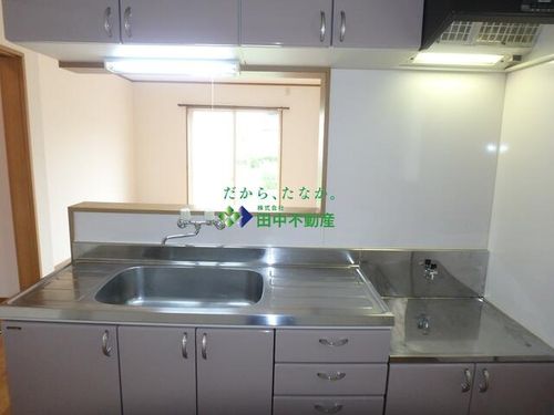 リバーシティA-2のキッチン