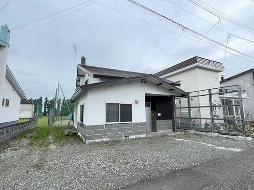 北海道岩見沢市北本町西1丁目(一戸建)の賃貸物件の外観
