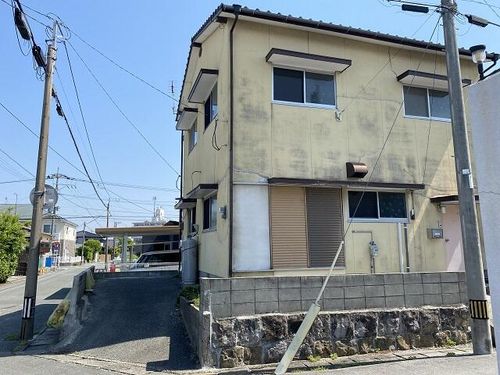 諏訪町アパート1Fの外観