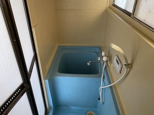 諏訪町アパート1Fの風呂