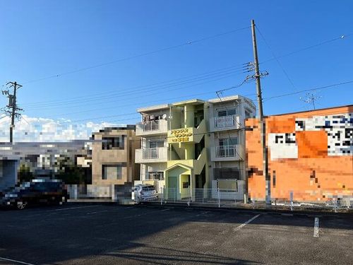 キングスマンション七宝3号館の外観